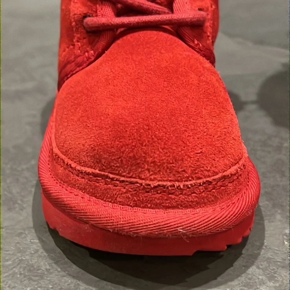 UGG Kids Neumel II Red Suede Lace Up Ankle Boots Size 9 Toddler